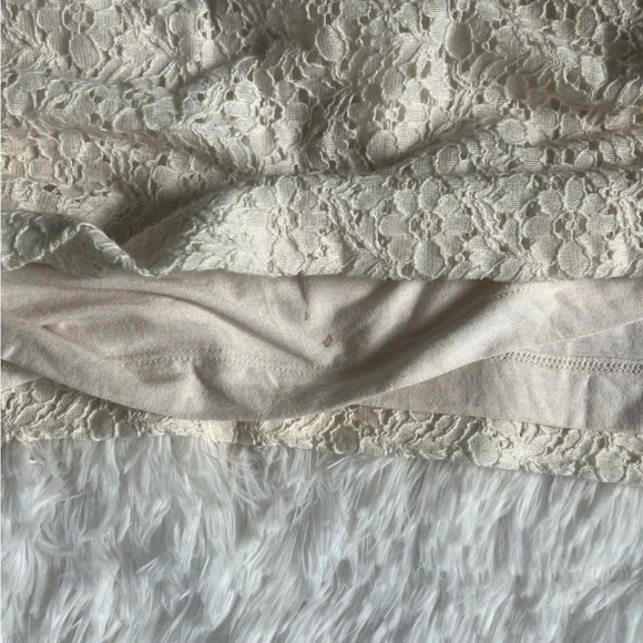 Juicy Couture Cream Lace Gold Button Shift Dress Size Medium - Picture 7 of 14